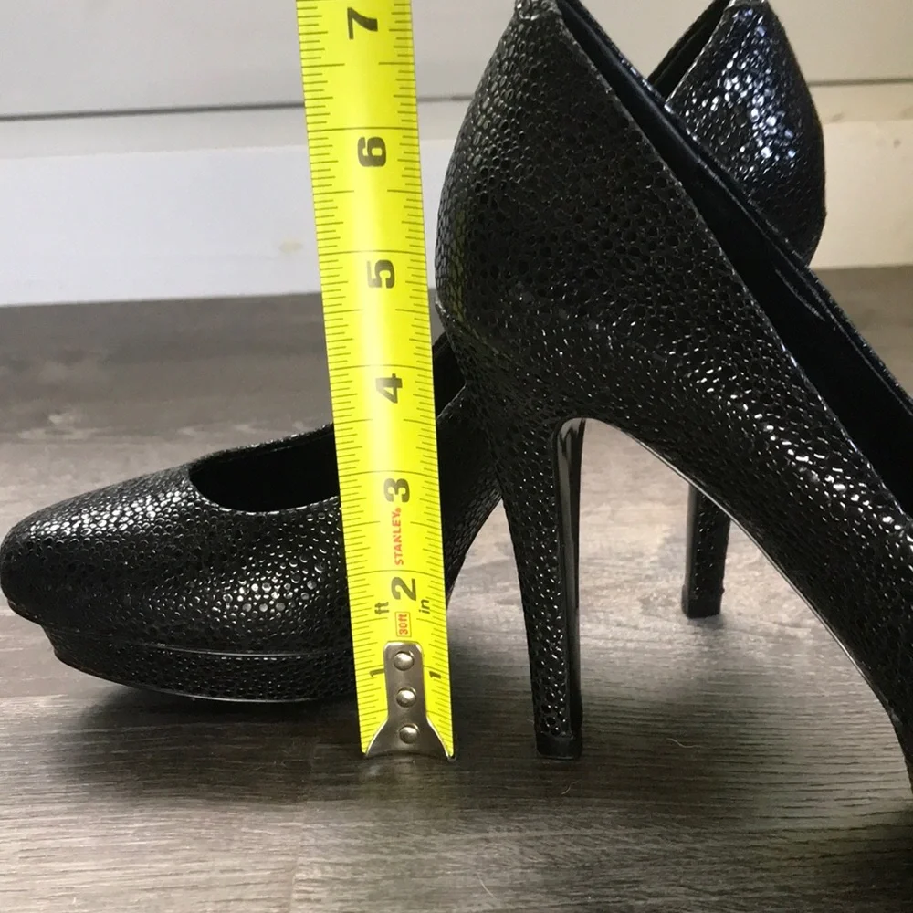 ABS Allen Schwartz leather platform pumps size 7.5